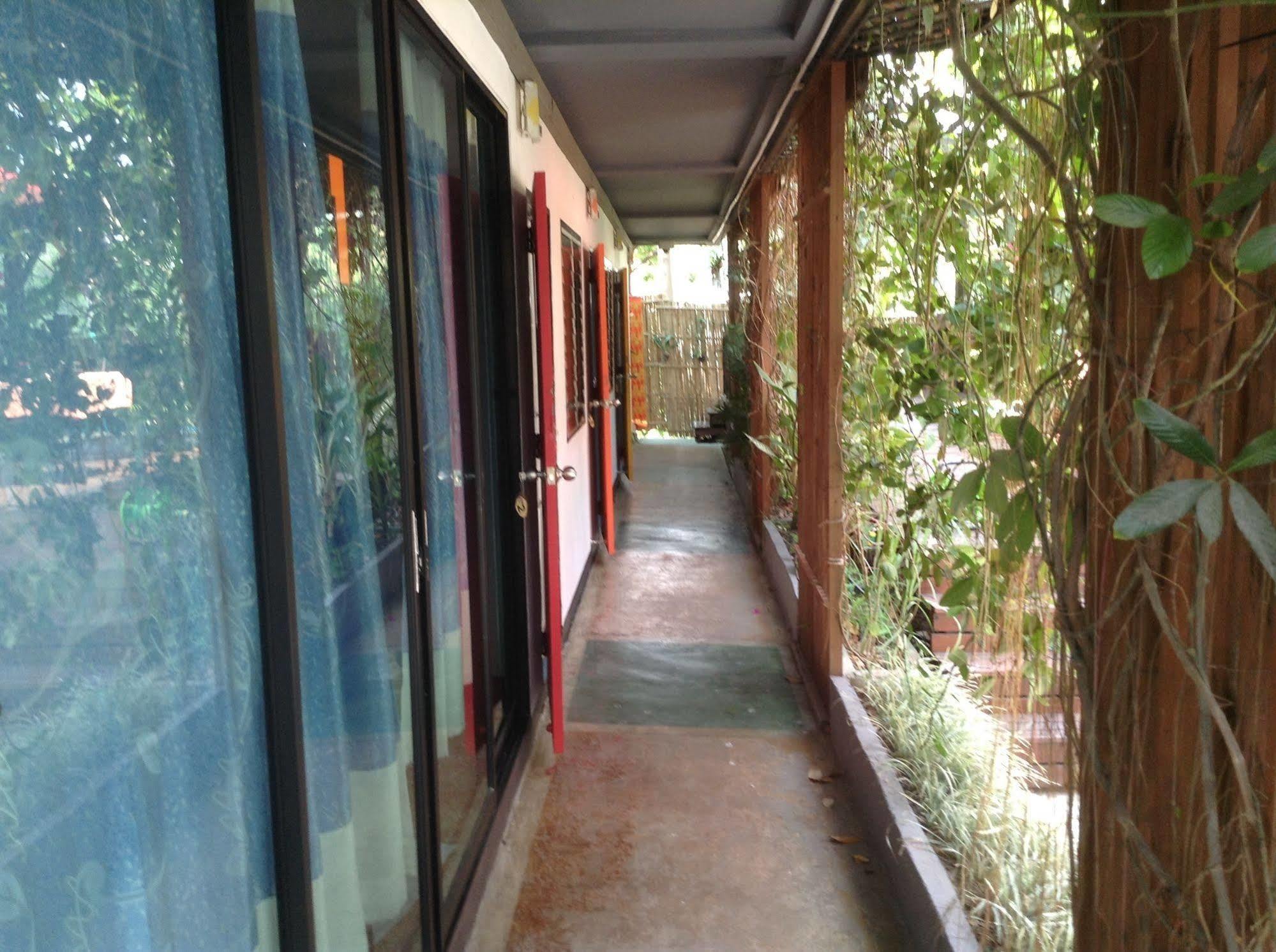 Hi Guesthouse Airport Chiang Mai Ngoại thất bức ảnh