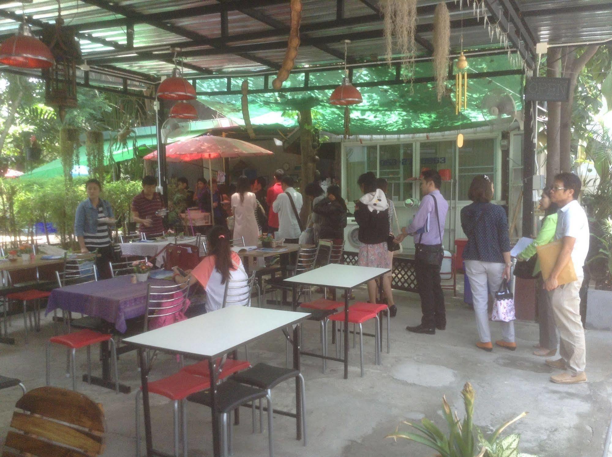 Hi Guesthouse Airport Chiang Mai Ngoại thất bức ảnh